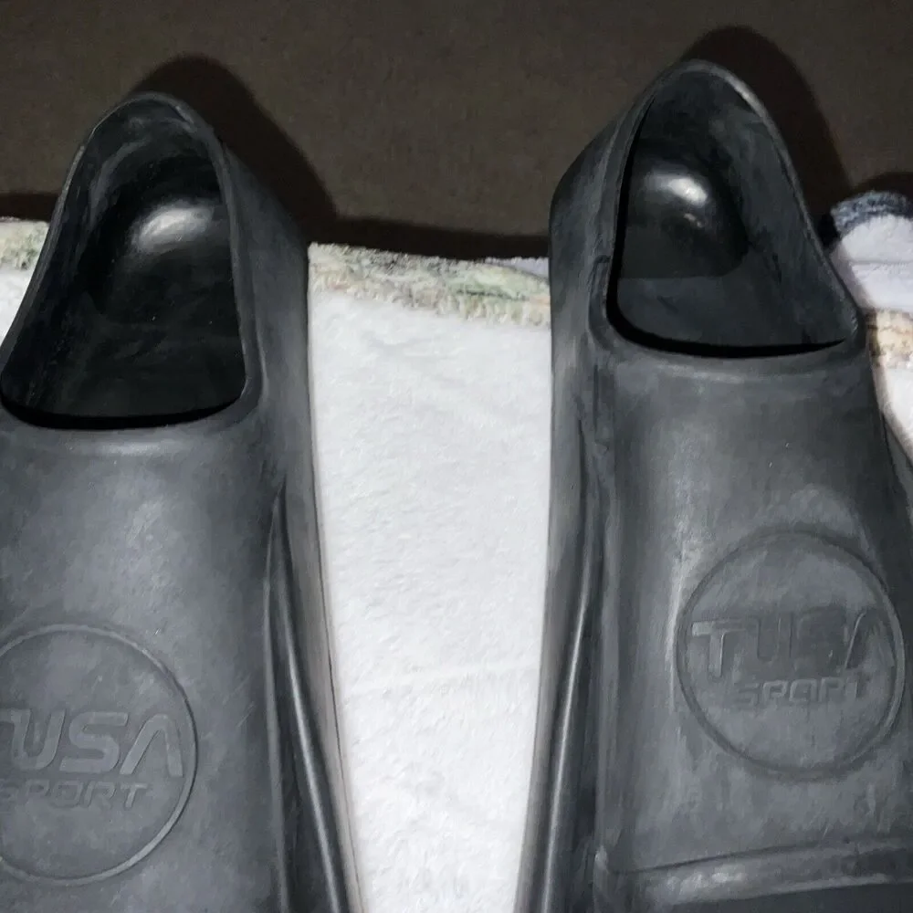 Tusa Sport Rubber Full Foot Fin, Small Black Snorkeling Fins (UF-1202 BK S) New